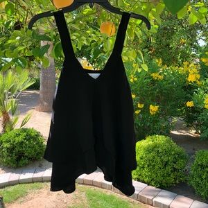 On hold Black drapey blouse S